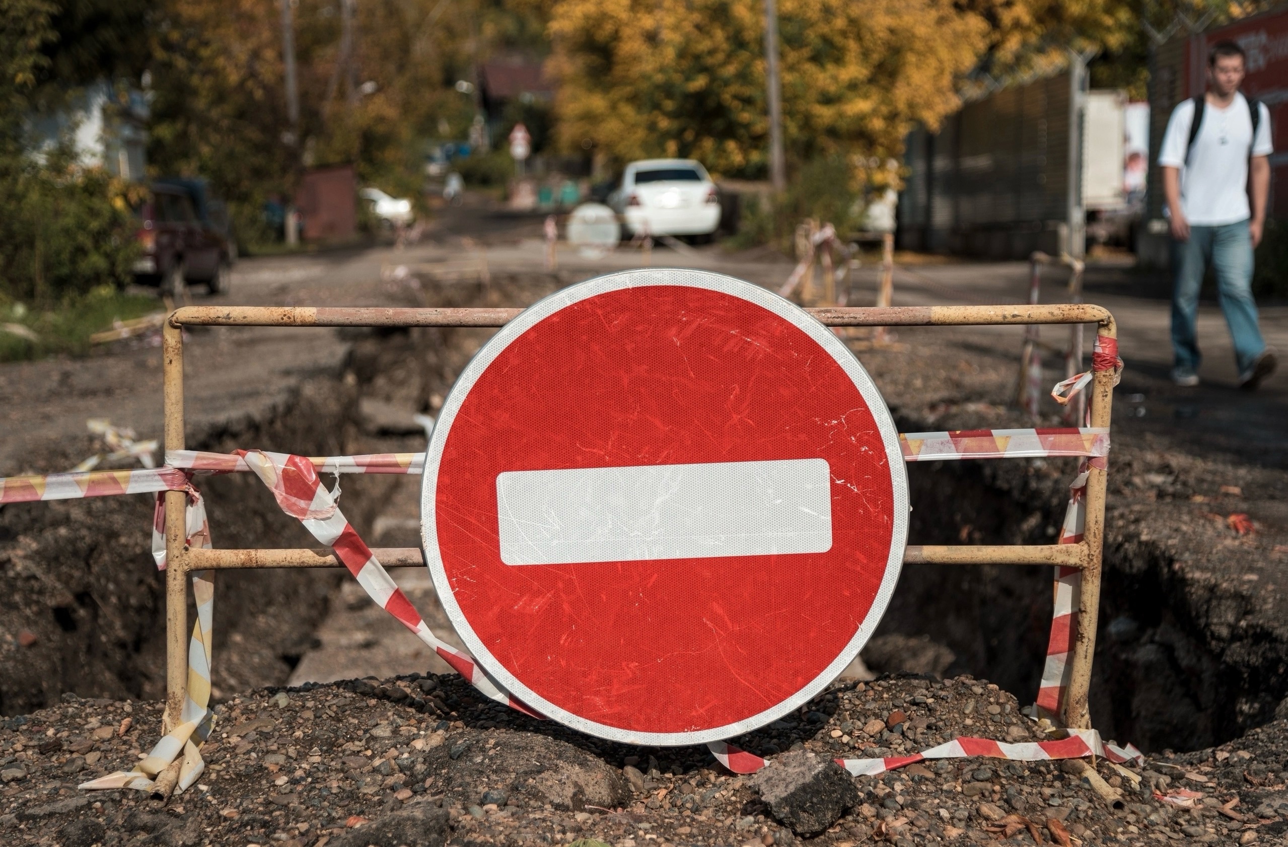 Власти города Томска продлили сроки перекрытия движения на участке переулка  Островского до 28 июня